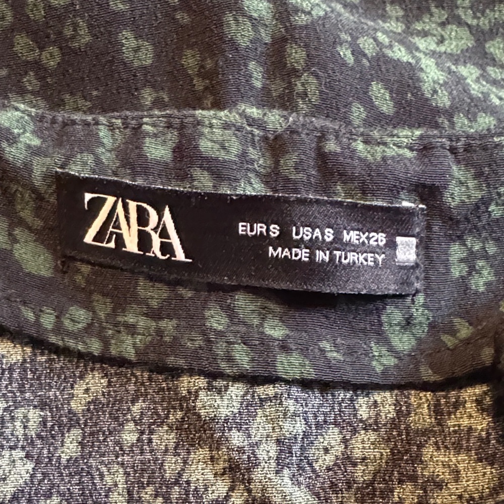 Zara Black Textured Pencil Skirt - Picture 2 of 4